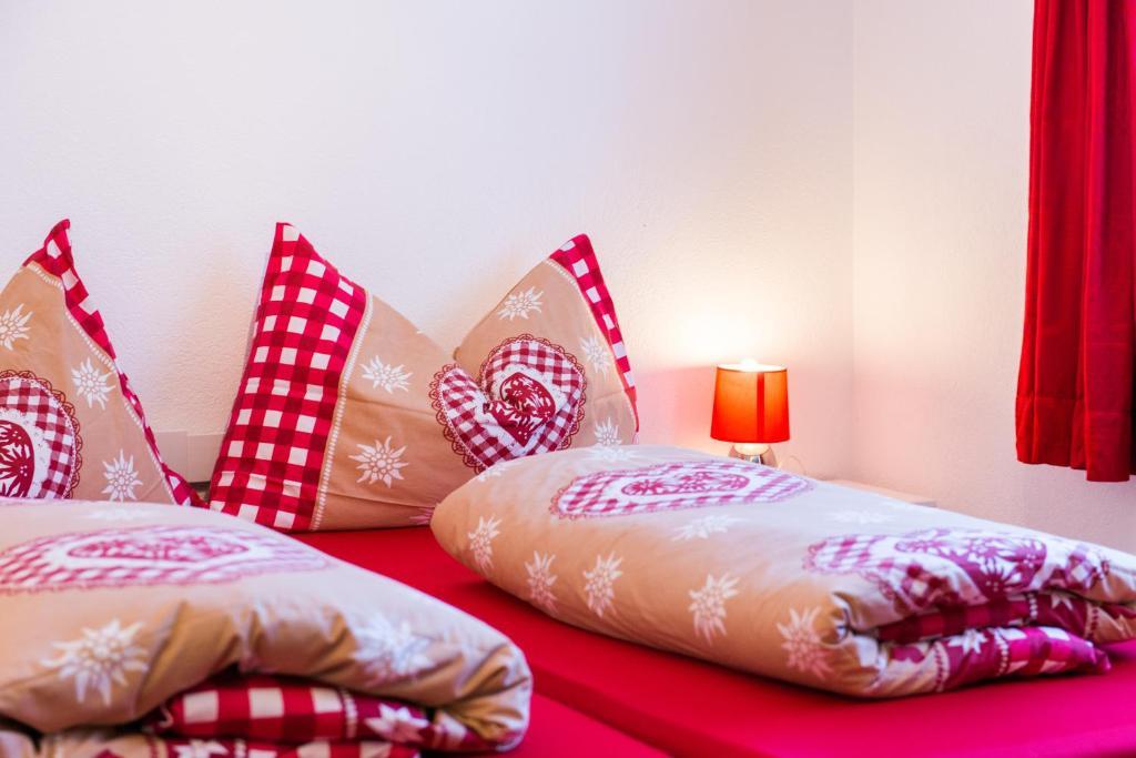 Hotel Pez Ault ديسنتس الغرفة الصورة